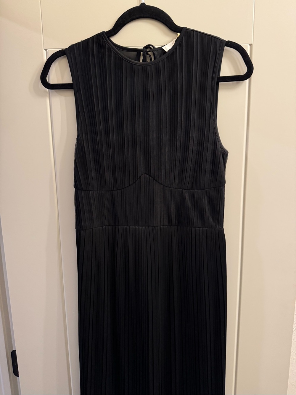 Mango Black Sleeveless Pleated Maxi Dress - Picture 2 of 6